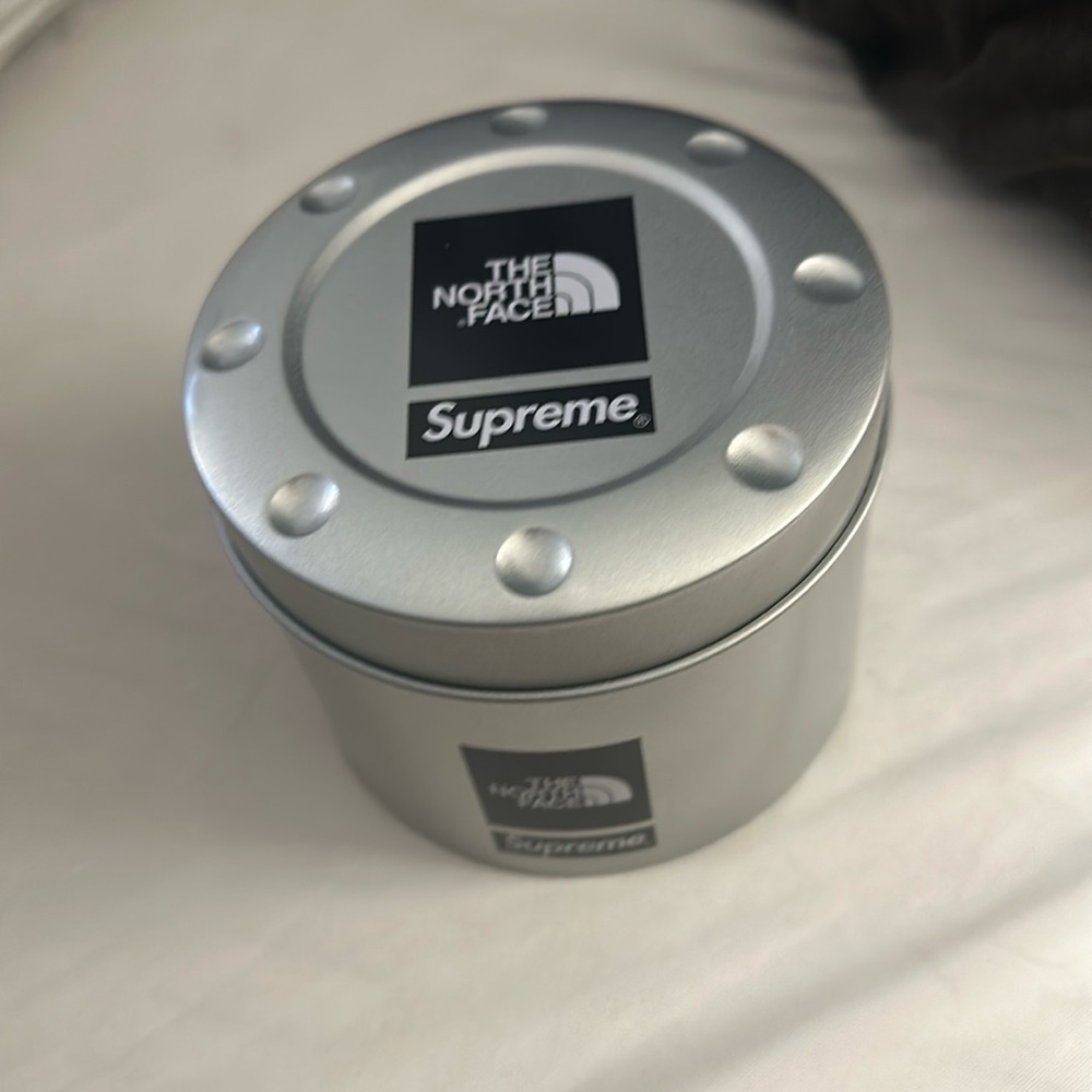 100 percent authentic supreme/north face/Gshock watch in black. Drop FW22.